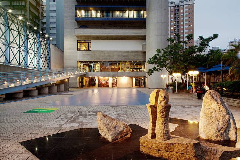 Esculturas do SESC Vila Mariana em São Paulo